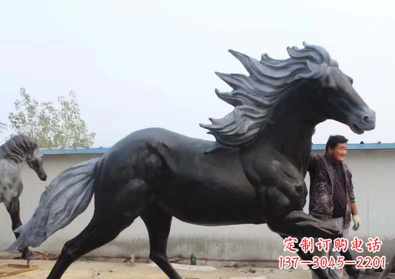 潍坊奔马仿真马雕塑