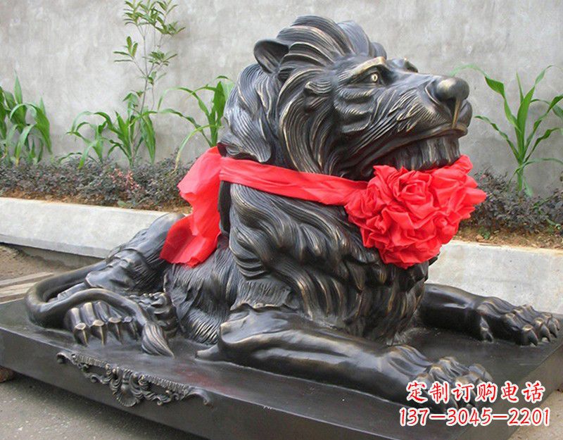 潍坊宾馆门口的铜狮子