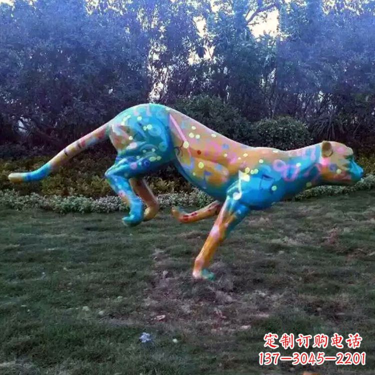 潍坊玻璃钢彩绘豹子雕塑艺术精美动物摆件