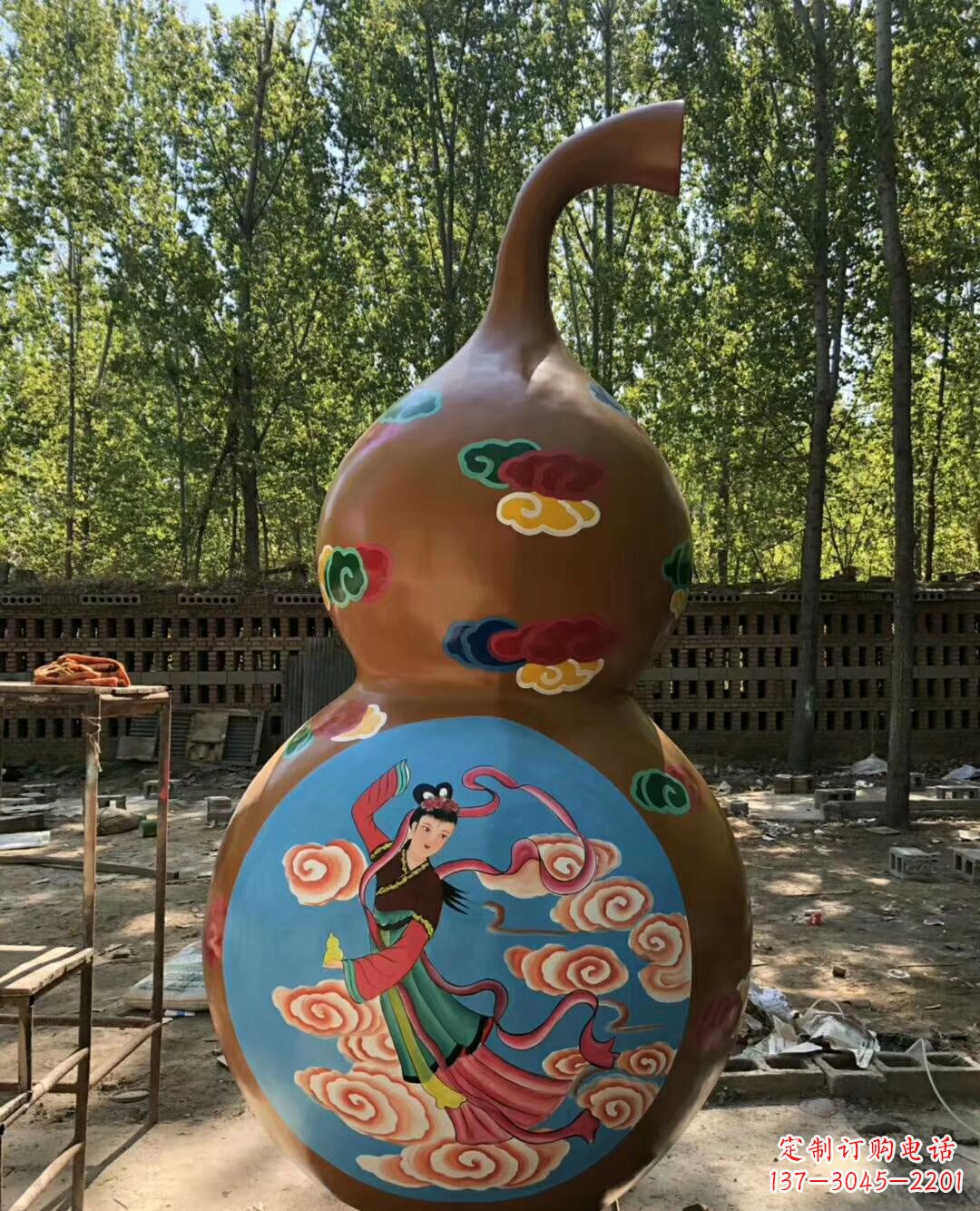 潍坊新颖玻璃钢葫芦雕塑