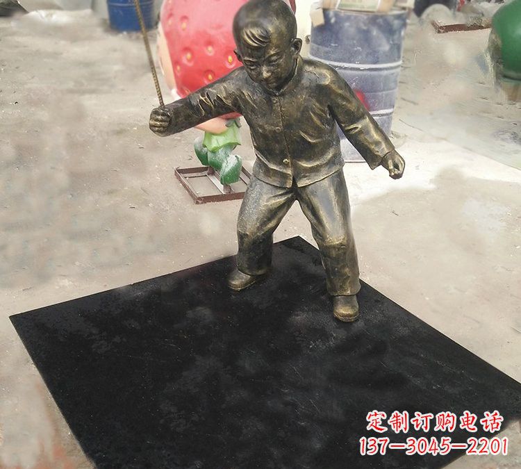 潍坊玻璃钢陀螺雕塑