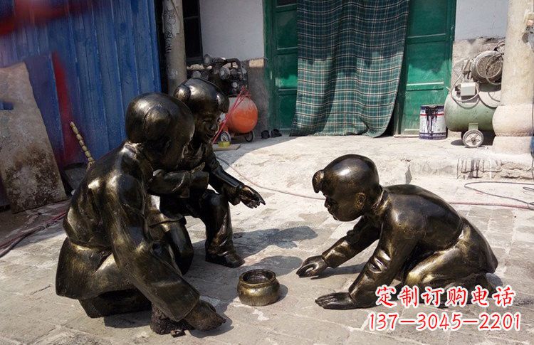 潍坊精美玻璃钢仿铜斗蛐蛐儿童雕塑