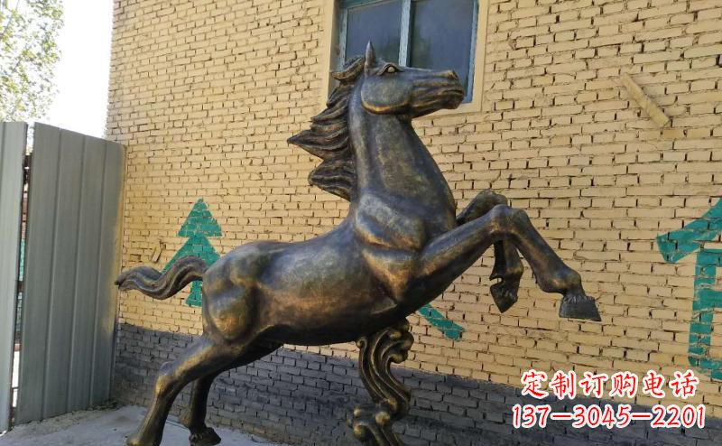 潍坊马雕塑玻璃钢仿铜创作的艺术