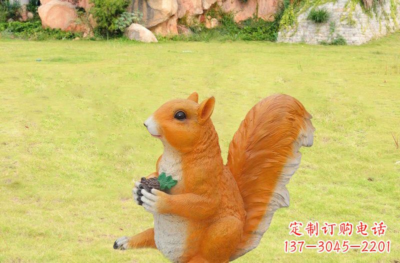 潍坊玻璃钢仿真松鼠