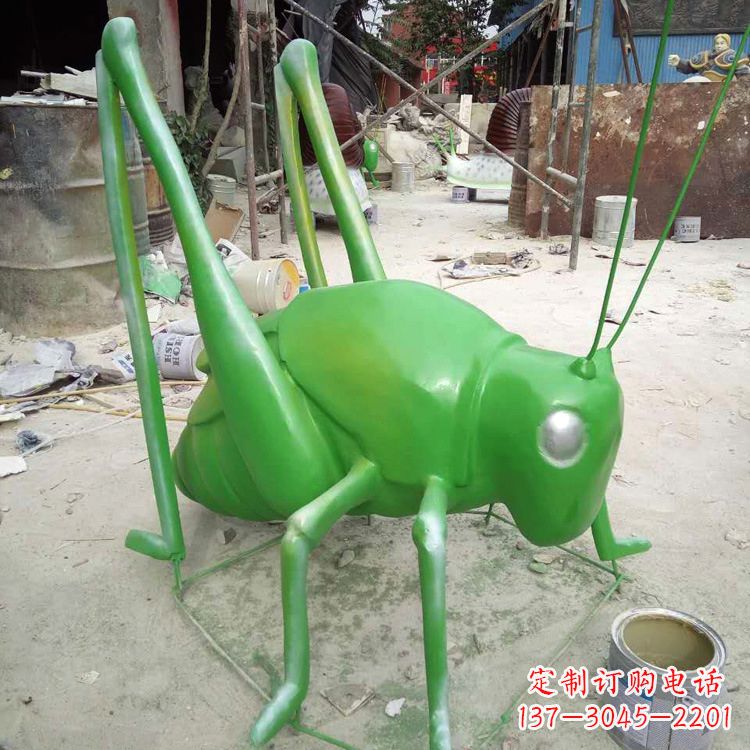 潍坊玻璃钢蚂蚱蝗虫雕塑