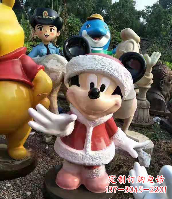 潍坊玻璃钢米老鼠和唐老鸭卡通动物雕塑