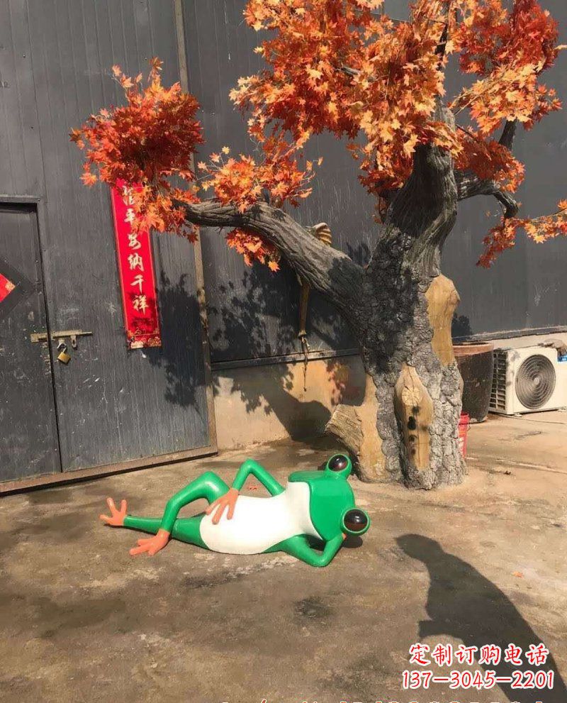 潍坊精美玻璃钢青蛙雕塑