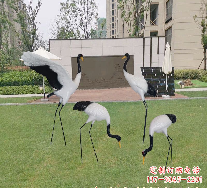潍坊精美玻璃钢仙鹤雕塑