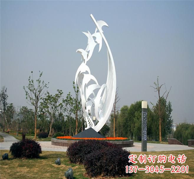 潍坊不锈钢爱心大雁雕塑