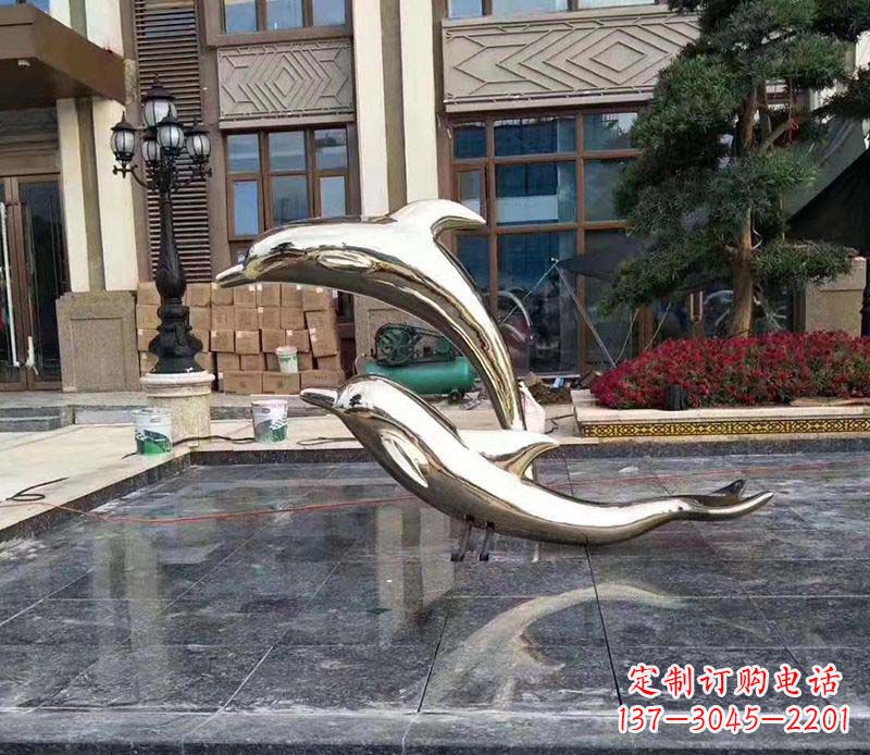 潍坊不锈钢别墅海豚装饰雕塑
