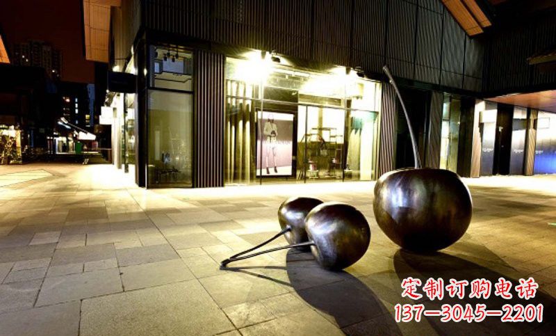 潍坊不锈钢步行街樱桃雕塑