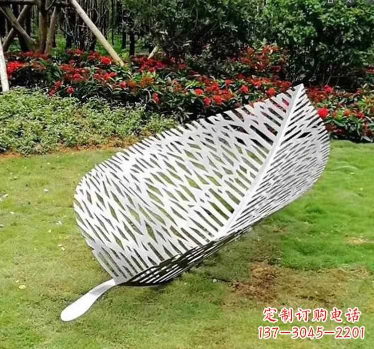 潍坊不锈钢树叶雕塑艺术与美的结合