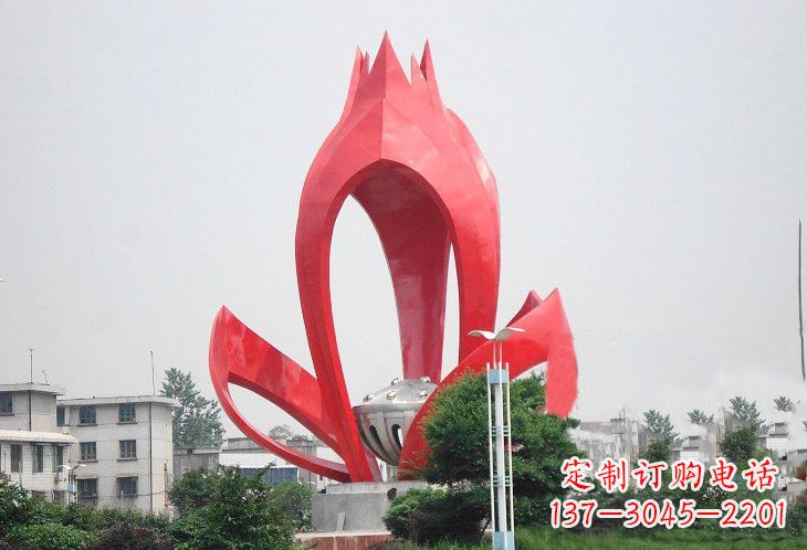 潍坊不锈钢城市抽象莲花和莲蓬雕塑