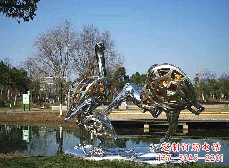 潍坊不锈钢抽象丹顶鹤一家雕塑