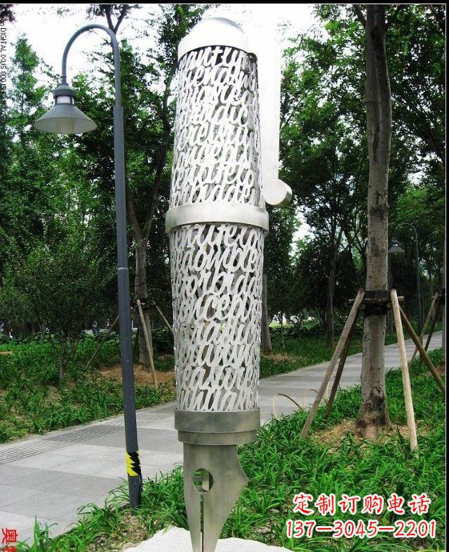 潍坊不锈钢抽象钢笔雕塑222