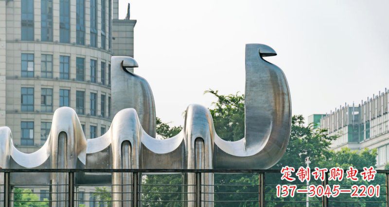 潍坊不锈钢抽象骆驼街边动物雕塑
