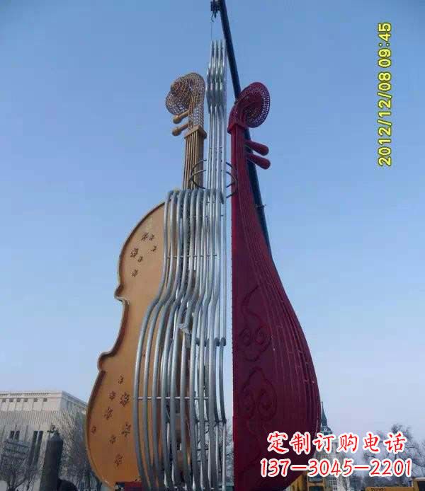 潍坊不锈钢琵琶雕塑演奏着灵魂之音
