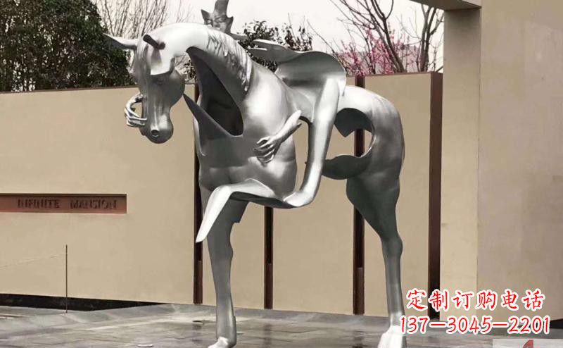 潍坊不锈钢抽象人骑马雕塑