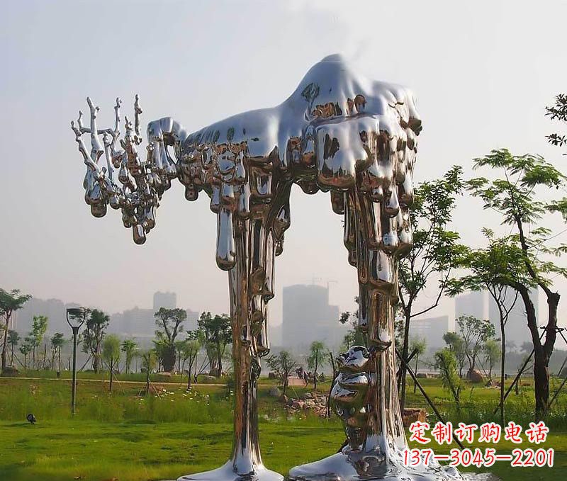 潍坊不锈钢抽象人物和拱门雕塑