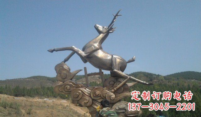 潍坊不锈钢动物飞奔的鹿雕塑