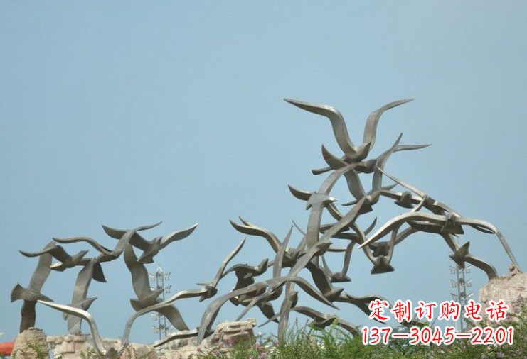 潍坊不锈钢飞翔的大雁雕塑