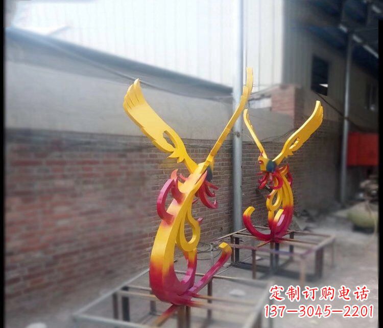 潍坊凤凰雕塑美化公园景观