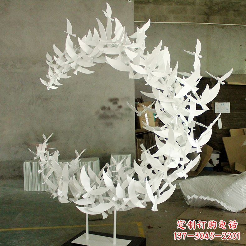 潍坊不锈钢鸽子翱翔的象征