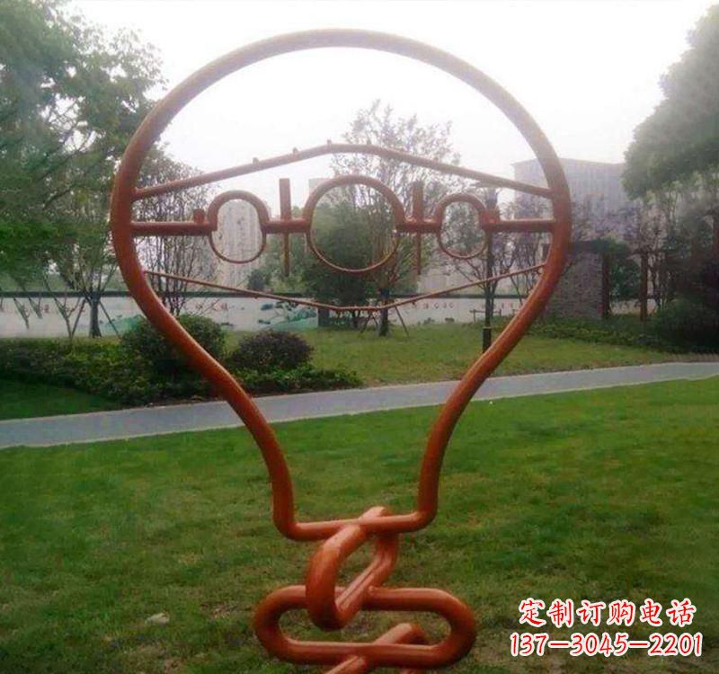 潍坊不锈钢公园灯泡雕塑