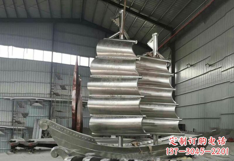 潍坊不锈钢公园帆船雕塑