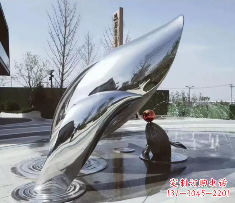 潍坊不锈钢公园镜面海豚雕塑