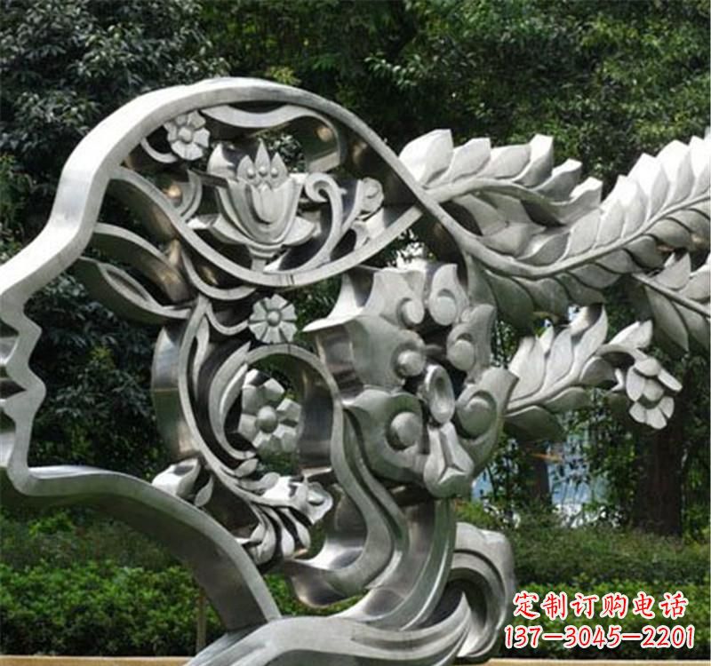 潍坊不锈钢公园美女头像雕塑