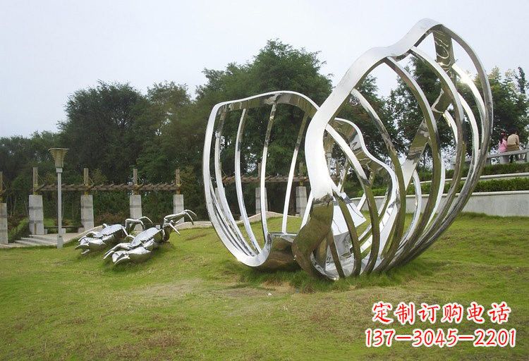 潍坊不锈钢公园里的贝壳雕塑