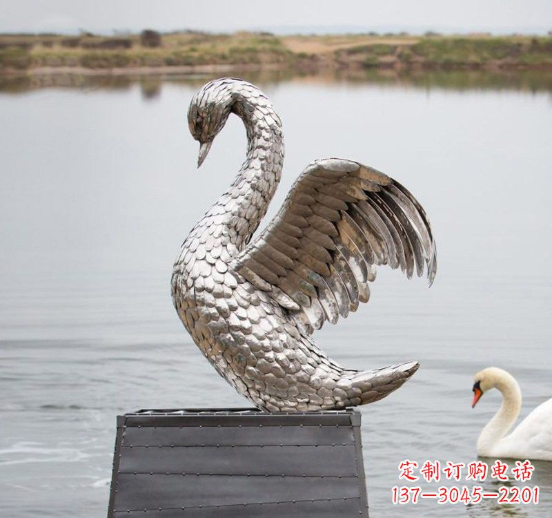 潍坊不锈钢雕刻的优雅天鹅