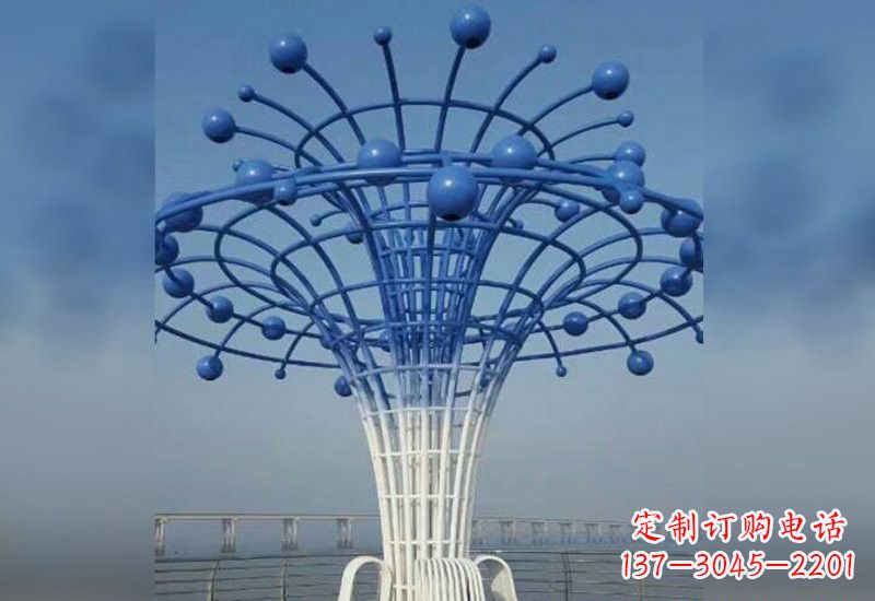 潍坊不锈钢广场上的喷泉雕塑