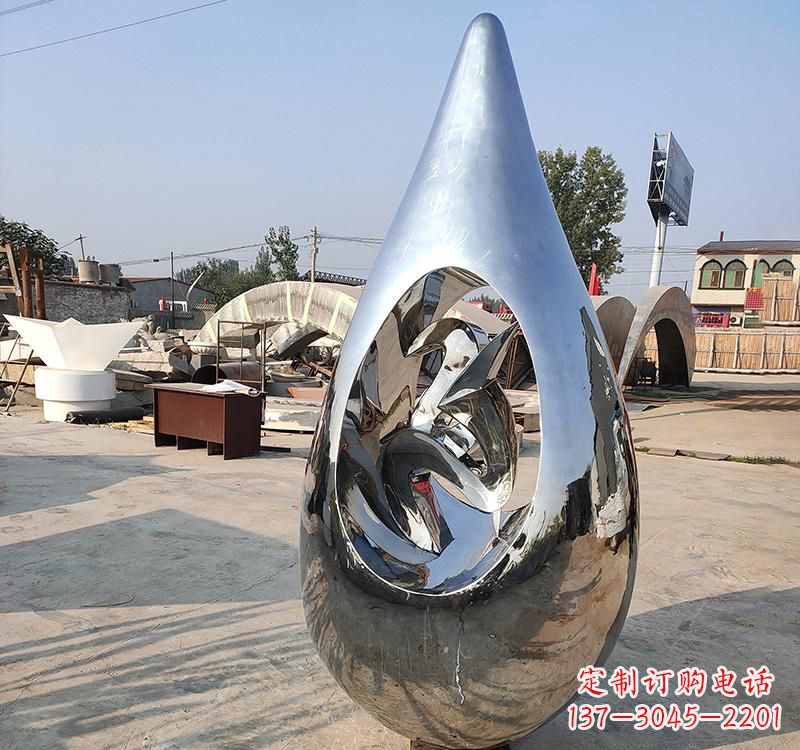 潍坊不锈钢大水滴雕塑一座极致简约的艺术作品