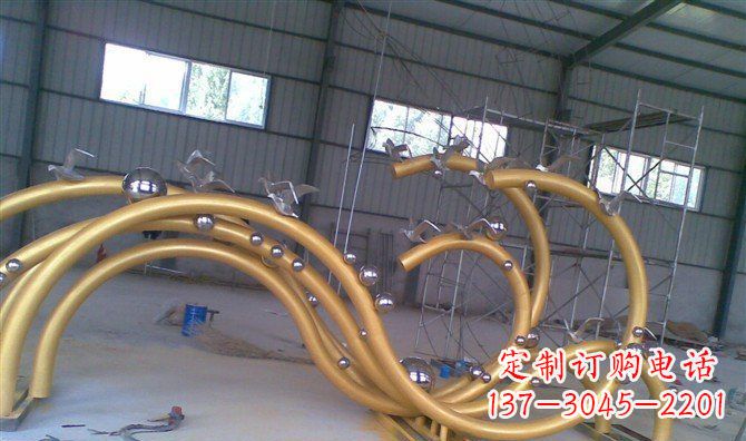 潍坊海鸥景观以不锈钢雕塑点亮海岸