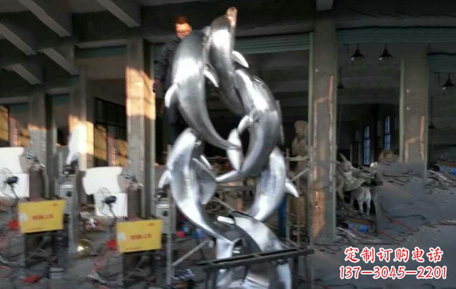 潍坊不锈钢海豚雕塑漂亮的海洋艺术品