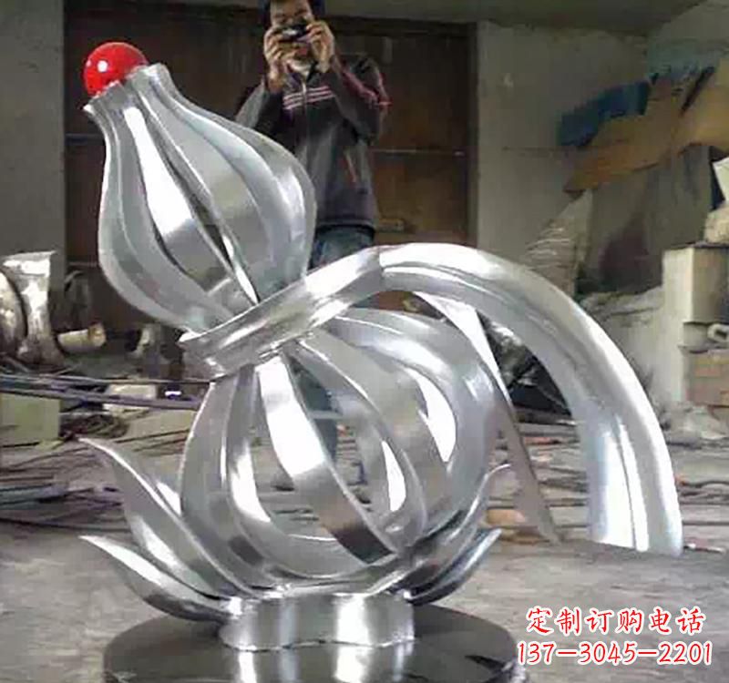 潍坊不锈钢葫芦雕塑精美而传统