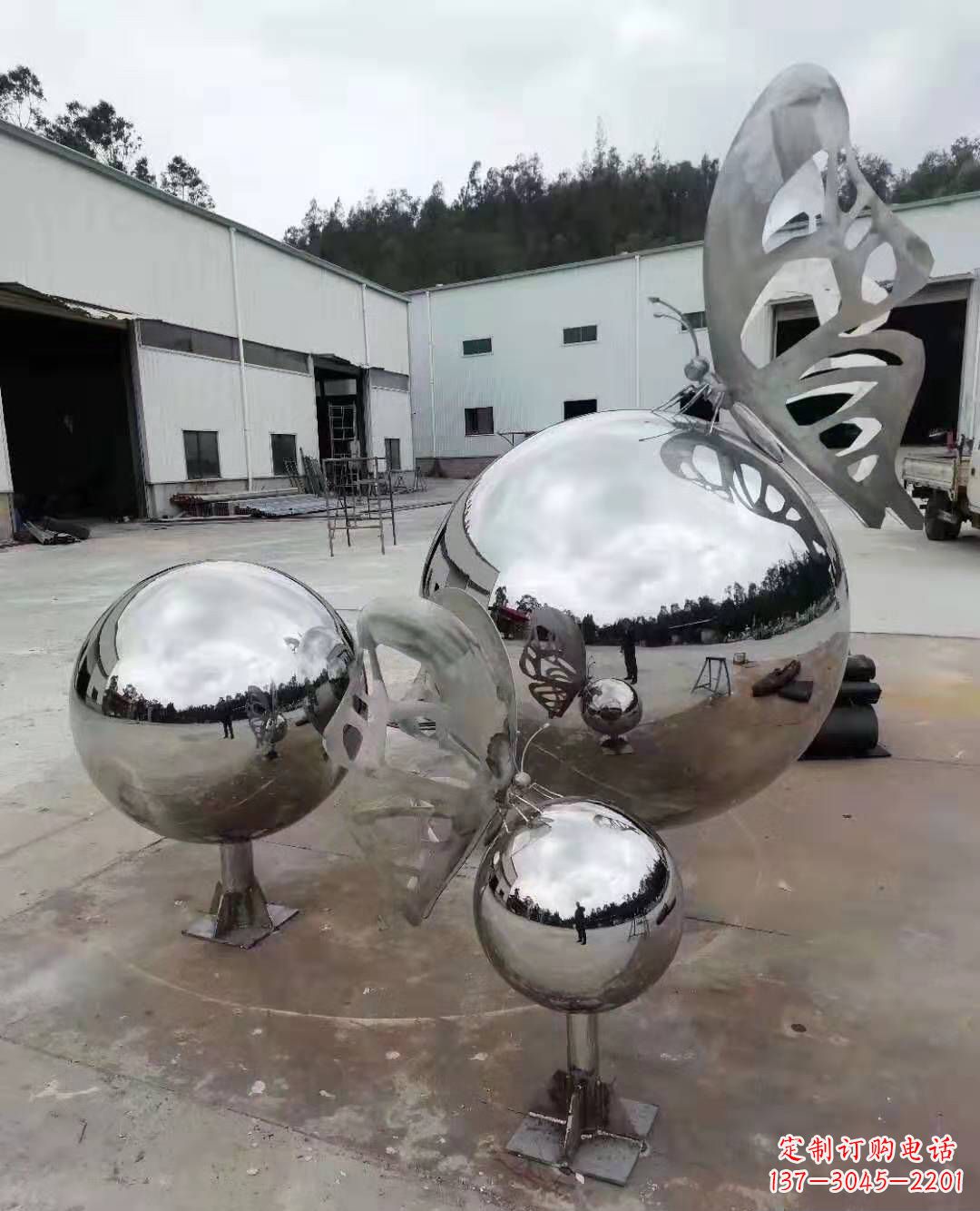 潍坊不锈钢蝴蝶雕塑美丽而迷人