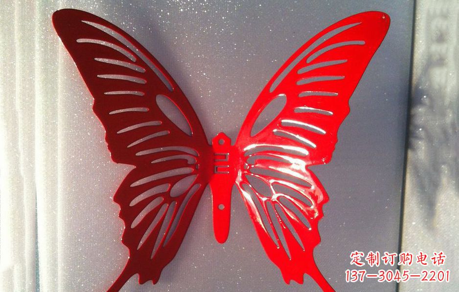 潍坊不锈钢蝴蝶雕塑让蝴蝶飞跃展现灿烂美丽