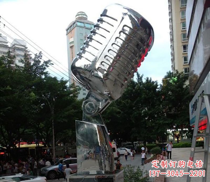 潍坊不锈钢话筒雕塑象征传统文化和新时代