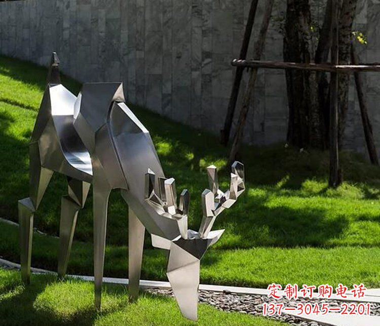 潍坊不锈钢几何动物雕塑——点缀鹿公园美景