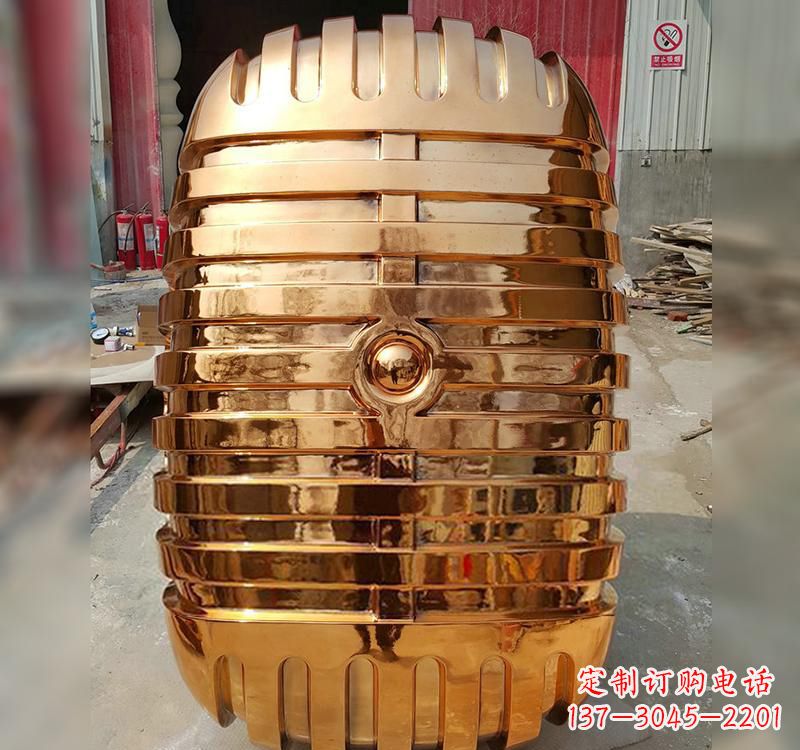 潍坊不锈钢话筒雕塑传承历史的象征