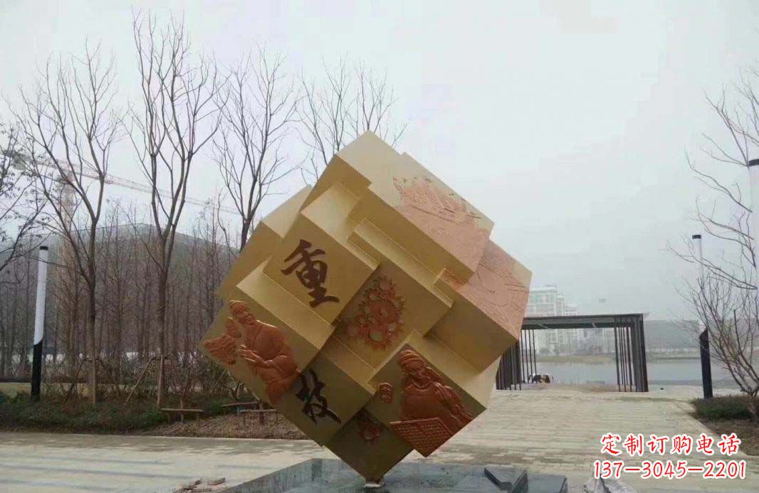 潍坊不锈钢魔方雕塑给景观增添丰富多彩