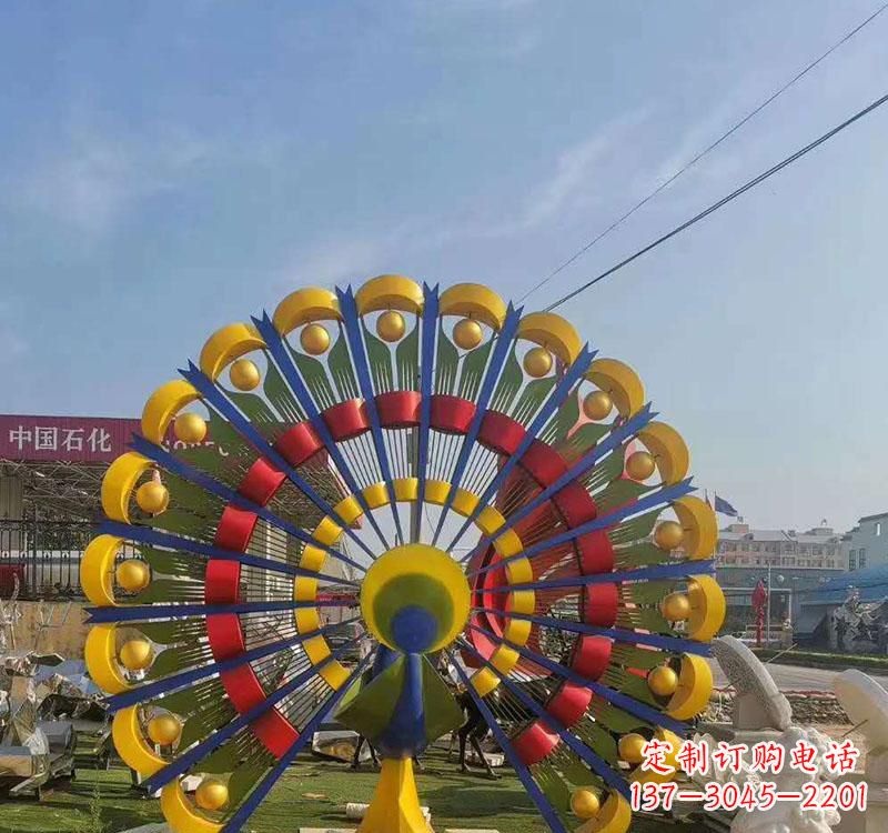 潍坊不锈钢孔雀雕塑艺术的精美表达