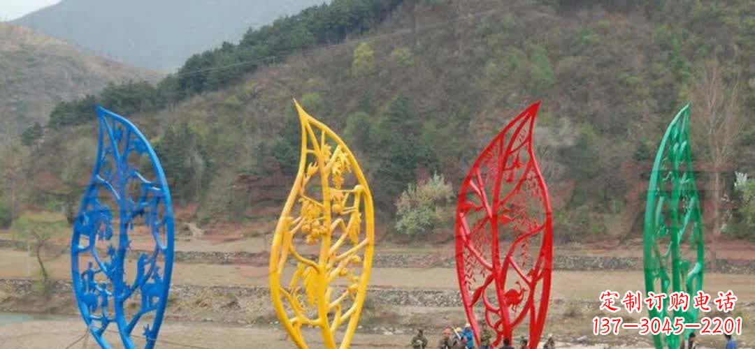 潍坊不锈钢景区镂空树叶雕塑——美妙的自然之美