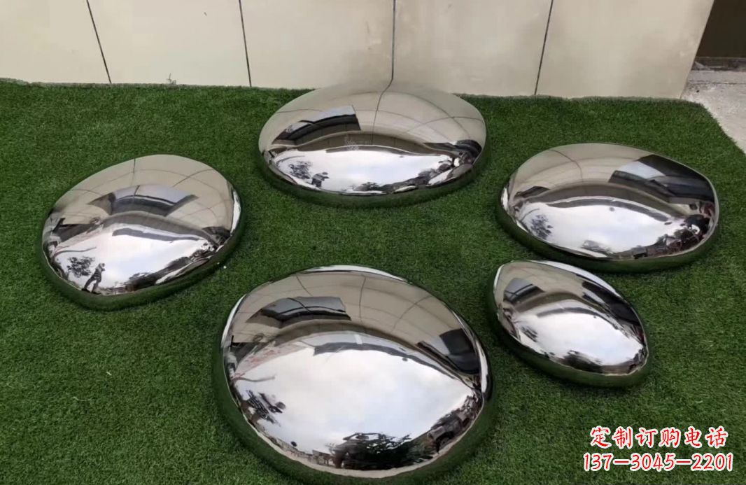 潍坊精致灵动的不锈钢鹅卵石雕塑