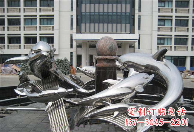 潍坊海豚雕塑融合浪漫和优雅