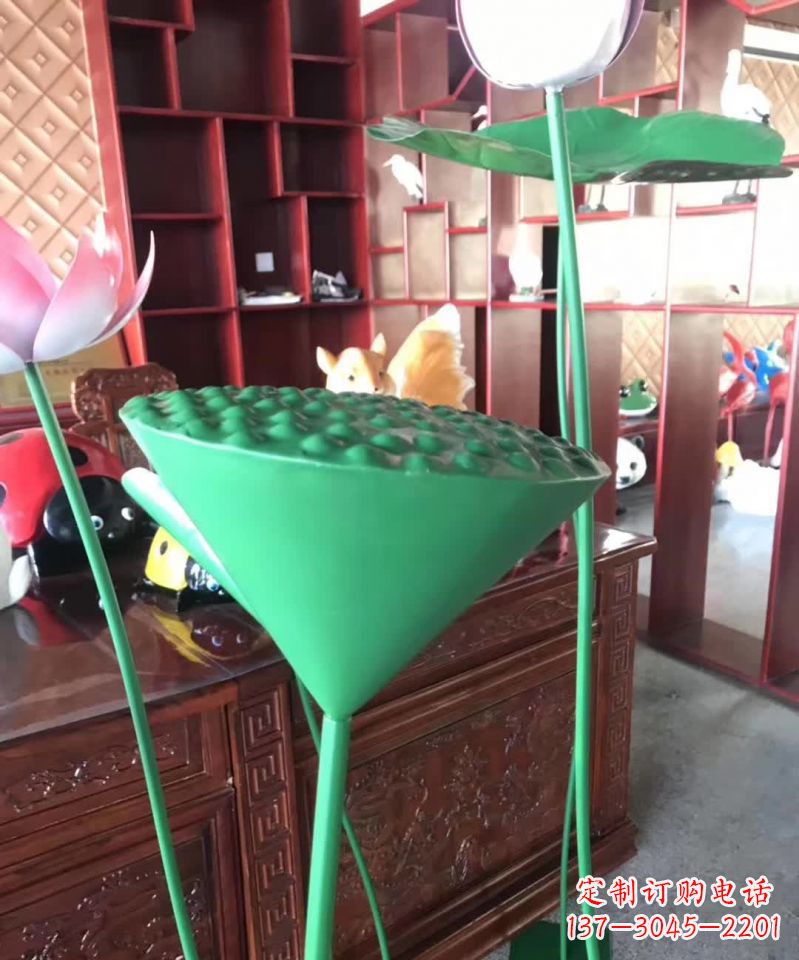 潍坊不锈钢莲藕雕塑引领现代景观艺术