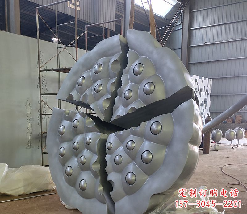 潍坊不锈钢莲蓬雕塑精美外形 引人入胜